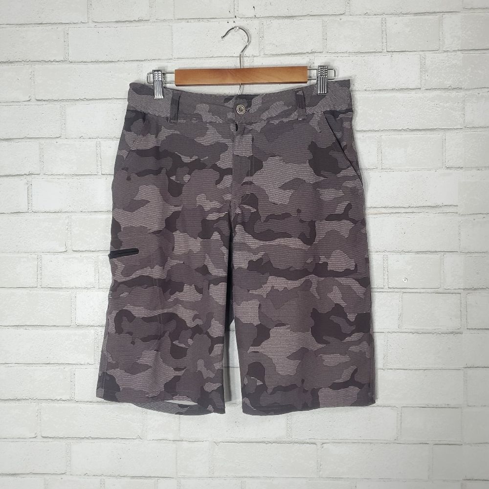 ZeroXposur gray camo swim trunks
